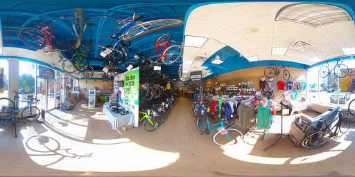 Bicycle Store «Performance Bicycle», reviews and photos, 2720 N Halsted St, Chicago, IL 60614, USA