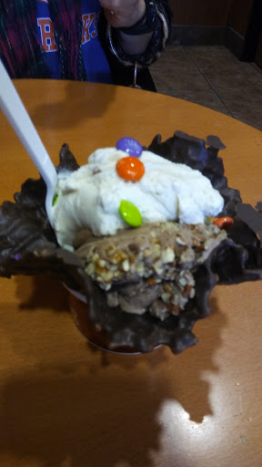 Ice Cream Shop «Cold Stone Creamery», reviews and photos, 3900 Arlington Highlands Blvd #149, Arlington, TX 76018, USA