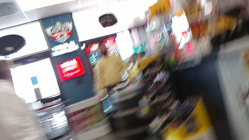 Liquor Store «Majestic Spirits-Wine & Liquor», reviews and photos, 3705 Malco Way, Memphis, TN 38125, USA