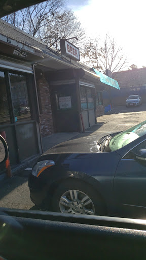 Liquor Store «Atlas Liquors», reviews and photos, 591 Hyde Park Ave, Roslindale, MA 02131, USA
