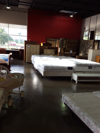Used Furniture Store «Jubilee Furniture», reviews and photos, 730 North Ave, Carol Stream, IL 60188, USA