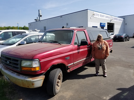 Car Dealer «Link Ford Lincoln of Rice Lake», reviews and photos, 2700 Decker Dr, Rice Lake, WI 54868, USA