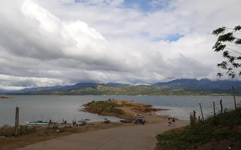 Intang, view of Pantabangan Reservoir image