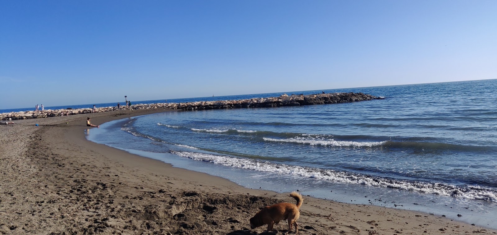 Playas del Palo'in fotoğrafı mavi saf su yüzey ile