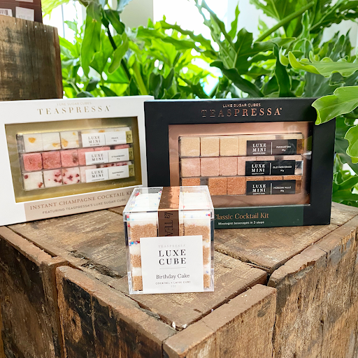 Florist «Crescent Floral & Gifts», reviews and photos, 2140 Wealthy St SE, Grand Rapids, MI 49506, USA