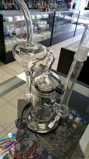 Tobacco Shop «BELLAIRE SMOKE SHOP», reviews and photos, 7710 Bellaire Blvd, Houston, TX 77036, USA