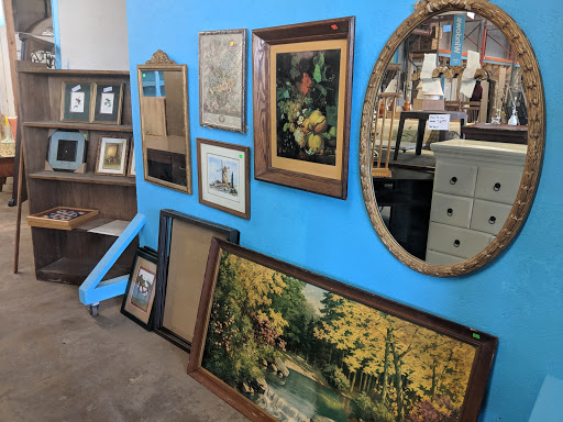 Thrift Store «Richmond Metropolitan Habitat For Humanity ReStore», reviews and photos