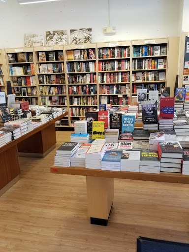 Book Store «Labyrinth Books», reviews and photos, 122 Nassau St, Princeton, NJ 08542, USA