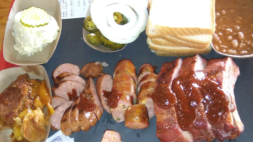 Barbecue Restaurant «Stanley’s Famous Pit Bar-B-Q», reviews and photos, 525 S Beckham Ave, Tyler, TX 75702, USA
