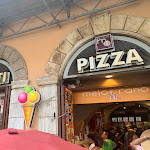 Photo n°3 de l'avis de Carlos.a fait le 20/01/2024 à 14:35 sur le  Melograno - Gelato, Pizza e Caffè a Fontana di Trevi à Rome