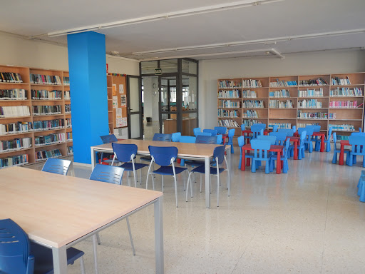 Biblioteca Municipal Dolores Campos- Herrero