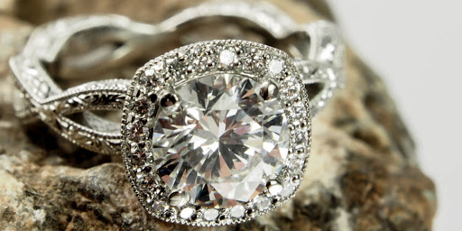 Jewelry Store «Custom», reviews and photos, 3206 N Davidson St, Charlotte, NC 28205, USA