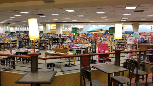 Book Store «Barnes & Noble», reviews and photos, 4300 Montgomery Rd, Ellicott City, MD 21043, USA