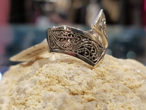 Boutique «Club Tiki Boutique», reviews and photos, 220 Division St S, Northfield, MN 55057, USA