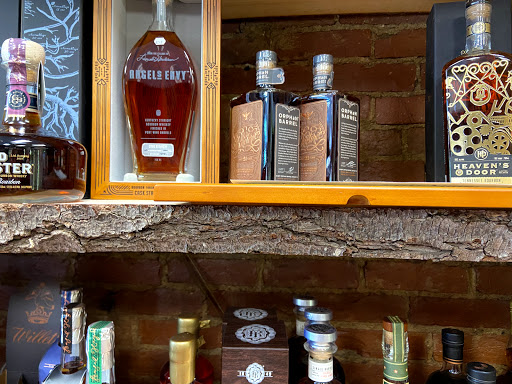 Liquor Store «Red Castle Liquor Store and Growler Filling Station», reviews and photos, 1200 S 1st St, Louisville, KY 40203, USA