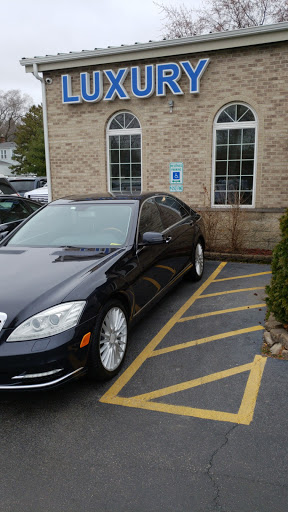 Used Car Dealer «Luxury AutoMax», reviews and photos, 17651 Oak Park Ave, Tinley Park, IL 60477, USA