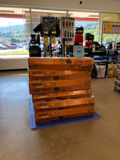 Hardware Store «Harbor Freight Tools», reviews and photos, 1011 Commerce Blvd, Dickson City, PA 18519, USA