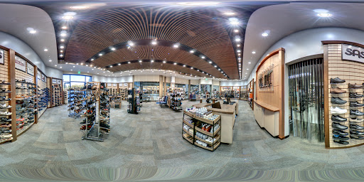 Shoe Store «Shoe Mill», reviews and photos, 9609 SW Washington Square Rd, Portland, OR 97223, USA