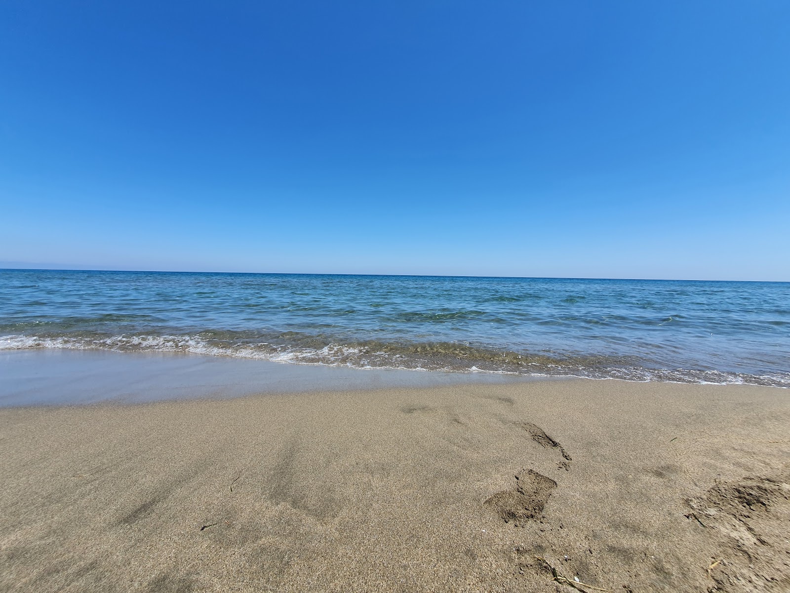 Foto de Spiaggia di Colostrai - lugar popular entre os apreciadores de relaxamento