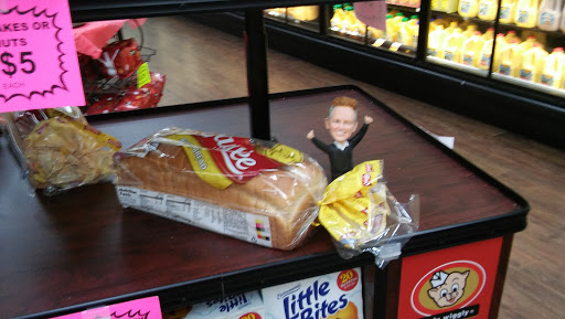 Grocery Store «Piggly Wiggly», reviews and photos, 1010 E 3rd St, Jackson, GA 30233, USA