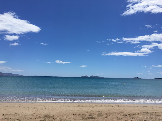 Petrothalassa beach II