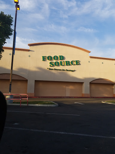 Food Source, 2323 W Hammer Ln, Stockton, CA 95209, USA, 