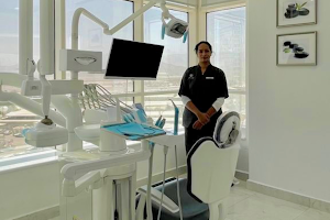 Medlene Dental Center image