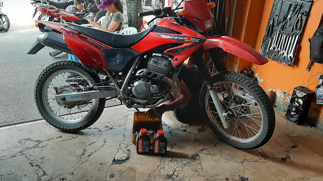 Moto Parte Lucho - Guayaquil