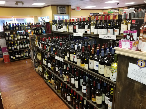 Monhagen Wine and Liqour, 178 W Main St, Middletown, NY 10940, USA, 
