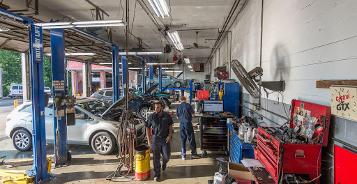 Tire Shop «SafeWay Tire & Auto», reviews and photos, 2539 W Clay St, St Charles, MO 63301, USA