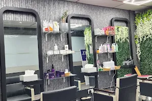 Sab&kanch's beauty salon image