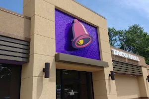 Taco Bell image