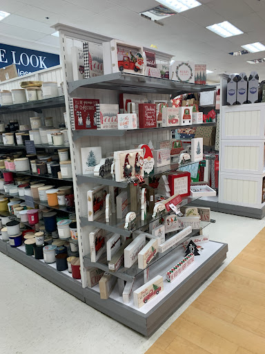 Department Store «Marshalls», reviews and photos, 1399 N Shore Rd, Revere, MA 02151, USA