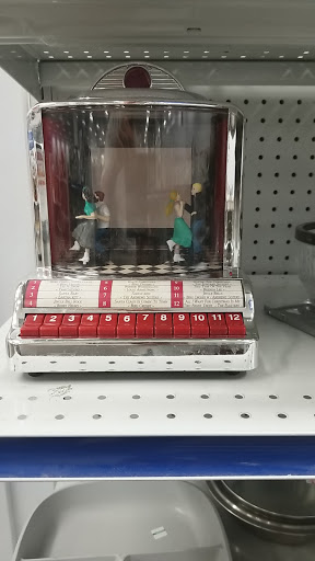 Thrift Store «Goodwill Virginia Center Retail Store», reviews and photos, 10231 Washington Hwy, Glen Allen, VA 23059, USA