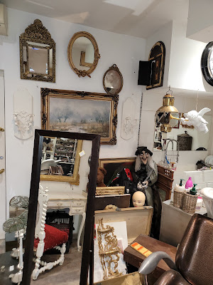 Atelier coiffure brocante à San-Nicolao