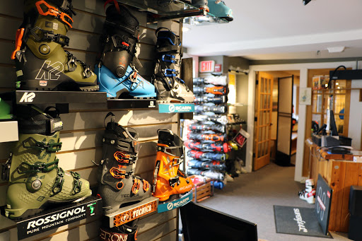 Ski Rental Service «Pinnacle Ski And Sports», reviews and photos, 3391 Mountain Rd, Stowe, VT 05672, USA