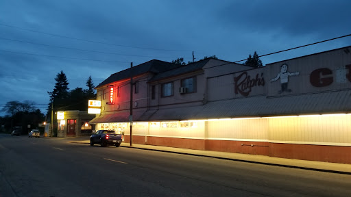 Grocery Store «Gaston Market», reviews and photos, 222 Front St, Gaston, OR 97119, USA