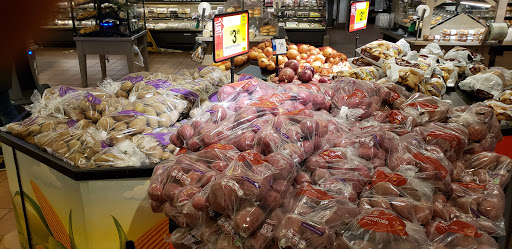 Grocery Store «Stop & Shop», reviews and photos, 760 Villa Ave, Fairfield, CT 06824, USA