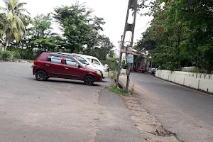 Bellanvila Rajamaha Vihara Car Park image