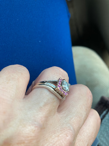 Jewelry Store «Jared The Galleria of Jewelry», reviews and photos, 12249 Jefferson Ave, Newport News, VA 23602, USA