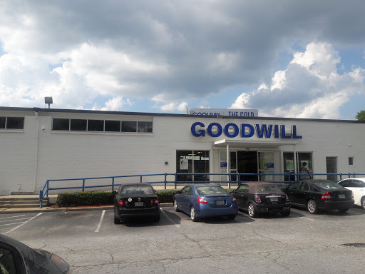 Thrift Store «Goodwill of North Georgia: Northside Drive Store and Donation Center», reviews and photos