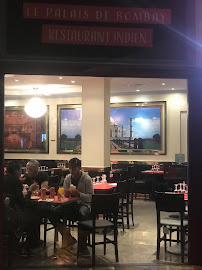 Atmosphère du Restaurant indien Le Palais De Bombay à Caen - n°17