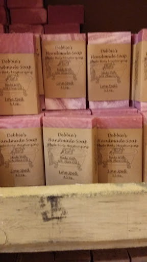 Candle Store «Warm Glow Candle Store», reviews and photos, 2131 N Centerville Rd, Centerville, IN 47330, USA