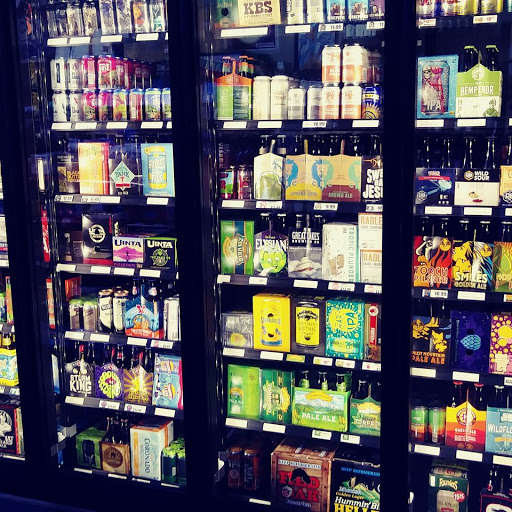 Grocery Store «Firehouse Grocery», reviews and photos, 547 S Mendenhall St, Greensboro, NC 27403, USA