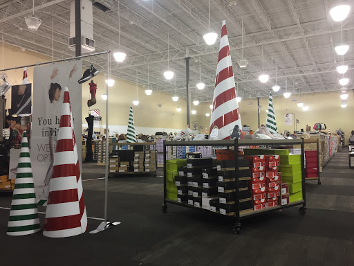 Shoe Store «DSW Designer Shoe Warehouse», reviews and photos, 19075 Interstate 45 N, Shenandoah, TX 77385, USA