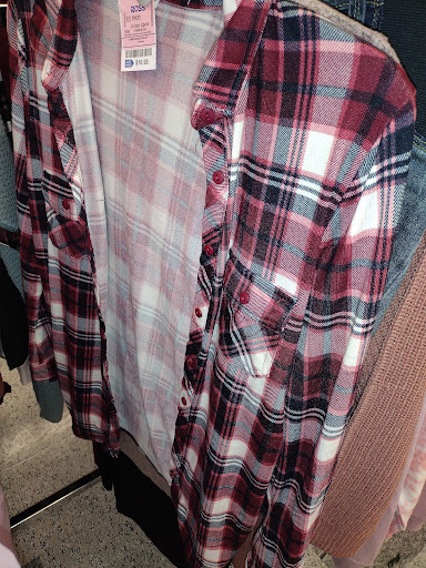 Clothing Store «Ross Dress for Less», reviews and photos, 1443 Dallas Hwy, Waxahachie, TX 75165, USA