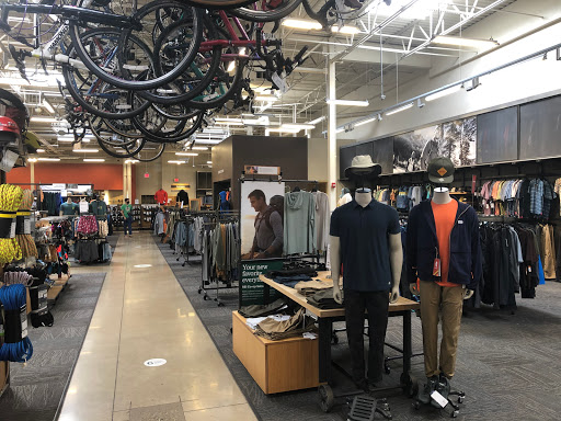 Camping Store «REI», reviews and photos, 2643 Edmondson Rd, Cincinnati, OH 45209, USA