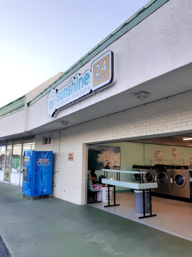 Laundromat «Sunshine Coin Laundry», reviews and photos, 485 21st St, Vero Beach, FL 32960, USA