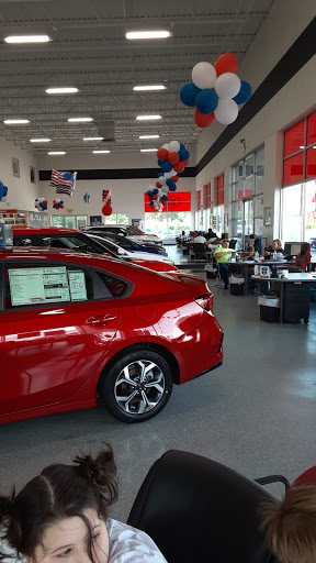 Used Car Dealer «Montrose Kia in Sheffield», reviews and photos, 5033 Detroit Ave, Sheffield Lake, OH 44054, USA