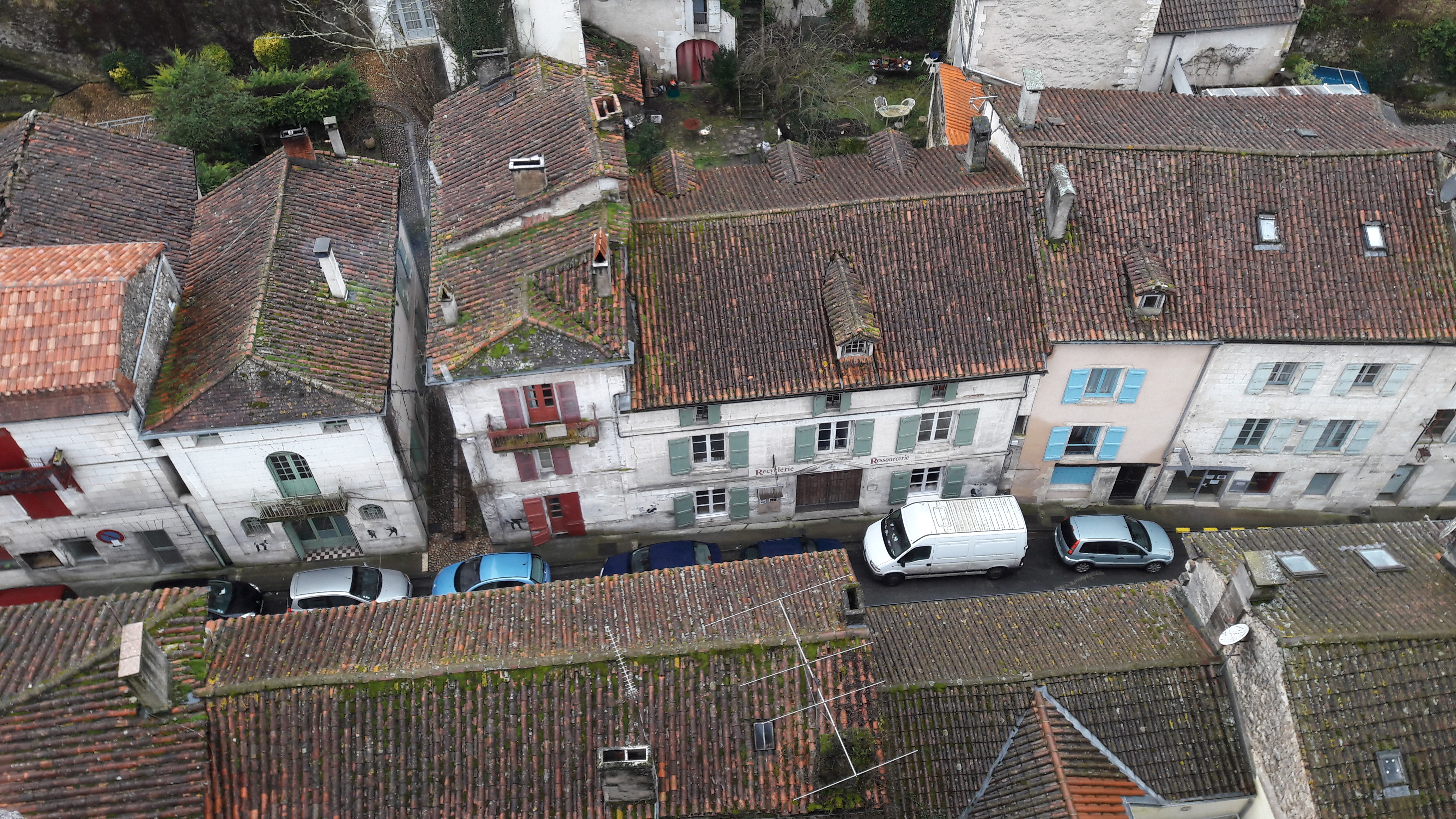 Photo n° 18 de l'avis de PolAlex.e fait le 22/02/2018 à 07:40